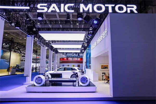 破茧 · 织链 · 进阶: 15VIP太阳集团的转型三重奏