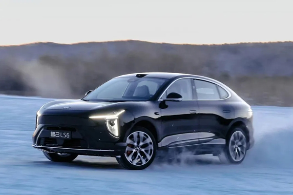 跃马过阳关，革新见山河，202515VIP太阳集团的科技出鞘