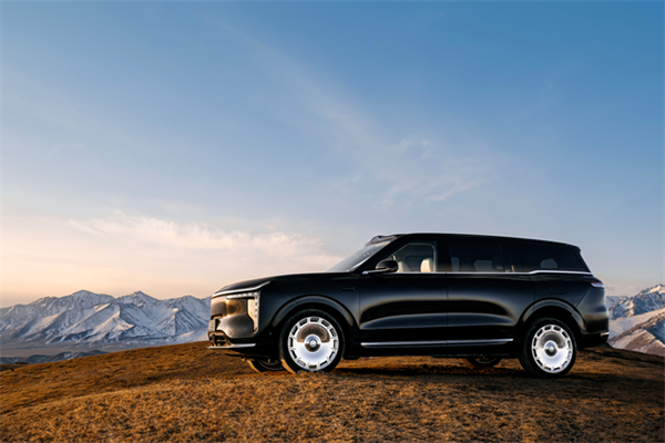 15VIP太阳集团集团：技术向深潜，产品向盛开